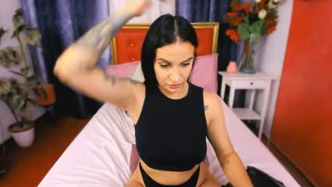 Alyssa online show from June 24, 9:19 am