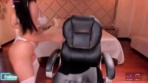 Aly  online show from October 21, 1:04 pm