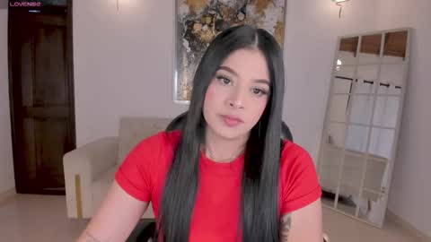 Snapshot of alyssadean_ chatting on September 29, 11:15 am Aly online show from September 29, 11:15 am