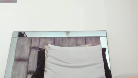 alyssia online show from July 10, 9:37 pm