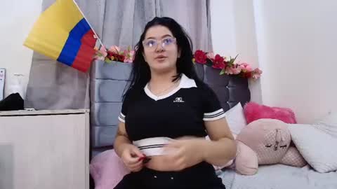 Isabella online show from July 5, 10:59 pm