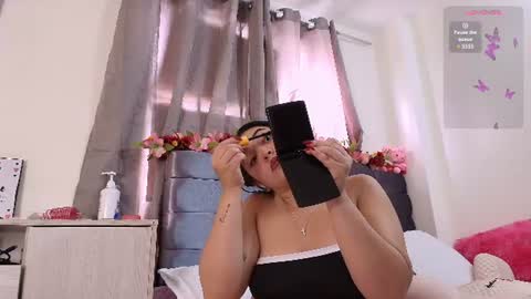 Isabella online show from July 14, 8:24 pm