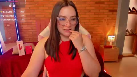 Hi Im AmaiaHelp me reach 100 likes online show from June 21, 8:57 pm