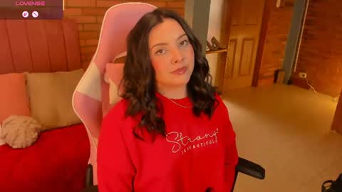 Hi Im AmaiaHelp me reach 100 likes online show from July 10, 7:36 pm