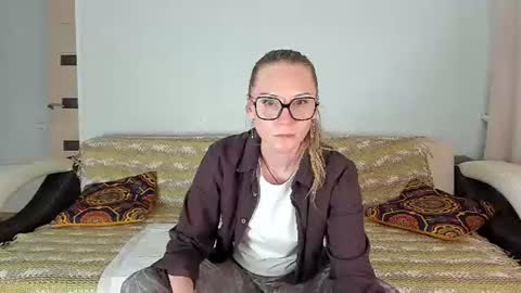 Amalia online show from July 10, 10:16 am