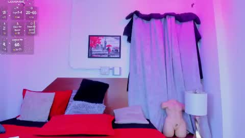 amanda29_ online show from August 3, 7:08 pm