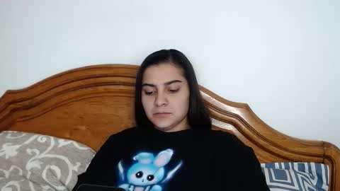 The queen of the biceps  online show from April 4, 10:52 pm