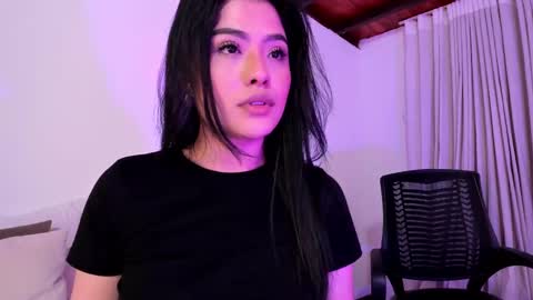 Luisa online show from March 3, 2:11 am