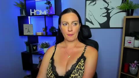 Amanda online show from May 12, 4:24 pm
