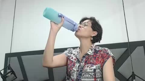 amanda_ramirez online show from June 17, 8:21 pm