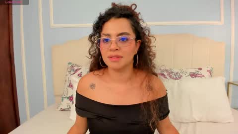 Amanda Rios online show from May 15, 11:40 pm