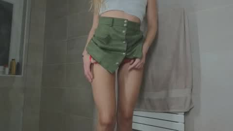 Snapshot of amanda_style chatting on September 25, 7:34 pm amanda_style online show from September 25, 7:34 pm