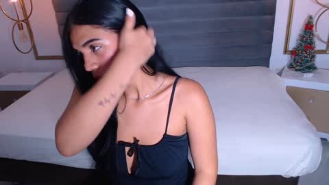 Amanda  online show from December 7, 4:42 am