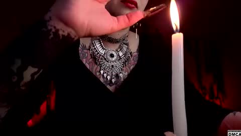 Goddess Amanita online show from November 20, 11:33 am