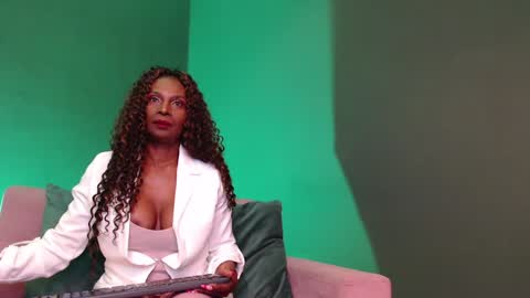 Snapshot of amara_bss_ chatting on January 16, 1:14 pm luna online show from January 16, 1:14 pm