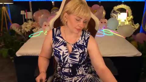 Sofia online show from July 18, 7:05 pm