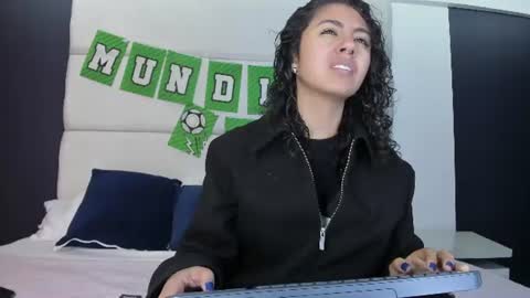 Emily online show from June 18, 9:36 am