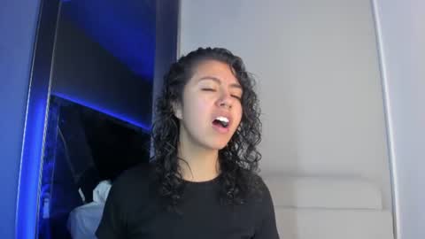 Emily online show from July 3, 11:27 am