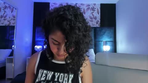 Emily online show from February 5, 4:32 pm