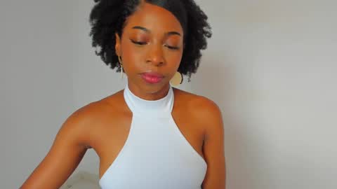 Tammy online show from December 13, 7:43 pm