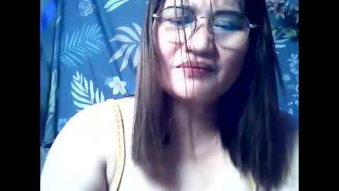 amazing angel online show from May 20, 10:40 pm