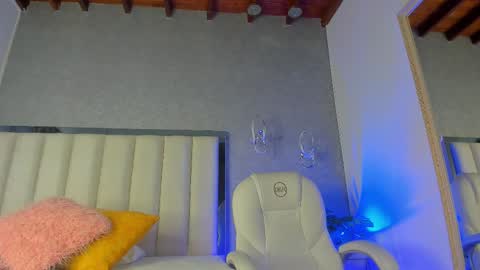 Ambar online show from February 16, 7:25 pm