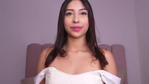 ambar_rousse_ online show from August 1, 4:47 am