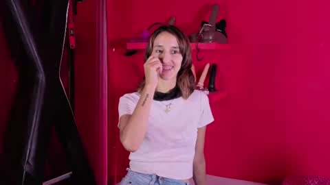 ambar_roux1 online show from November 26, 4:30 pm