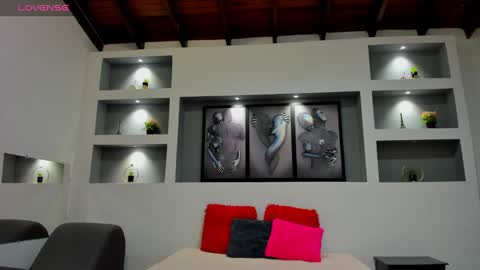 Ambar  online show from February 19, 12:33 pm