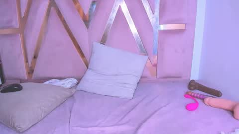 ambarasm online show from September 25, 1:54 pm