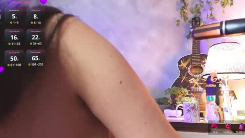 ambardevon_x online show from May 22, 1:58 am