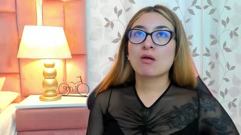 AmbarSantany  online show from February 8, 2:21 pm