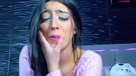 amber_bull online show from October 17, 12:08 pm