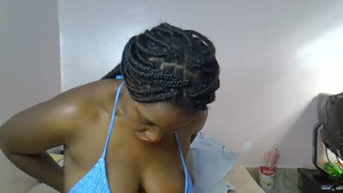 amber_cutie2 online show from July 5, 12:17 am