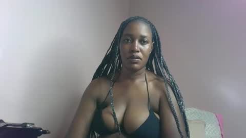 amber_cutie2 online show from May 2, 9:51 pm