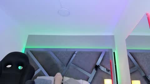 Amber  online show from March 7, 11:40 am