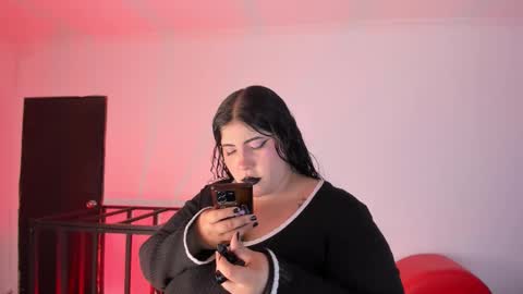 Amber  online show from February 2, 11:53 am