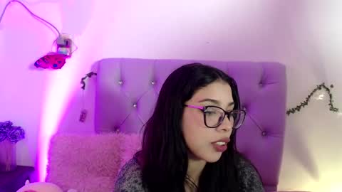 Amber Jeong online show from January 21, 12:04 am