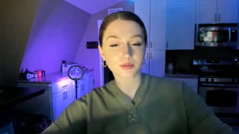 amberkinsley online show from March 14, 6:25 am