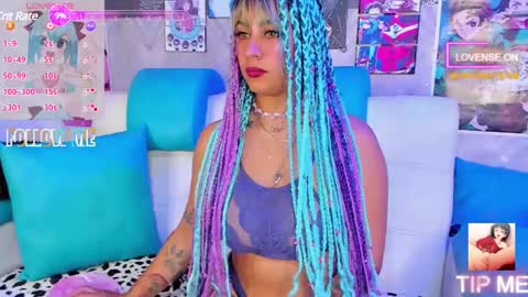 amberr_thompson online show from February 1, 6:21 am