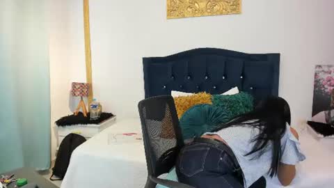 Amber  online show from June 10, 6:39 pm