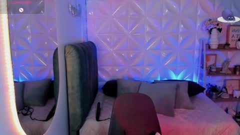 Amber online show from June 25, 5:07 am