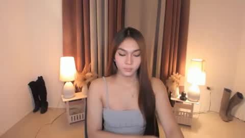 amber online show from April 29, 5:30 pm
