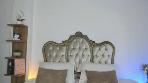 Amber online show from November 27, 8:45 pm