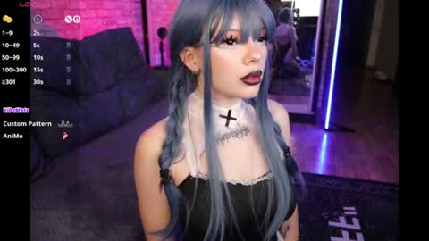Amelia Aley  online show from July 26, 8:55 am