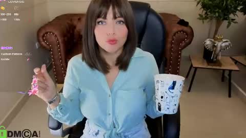 AMELIA online show from June 19, 12:08 pm