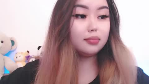 Amelia online show from May 4, 6:12 pm