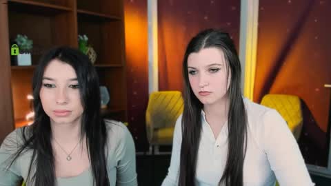 ameliaa_sweet online show from March 18, 12:32 pm
