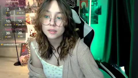 Amelia online show from October 2, 7:02 am