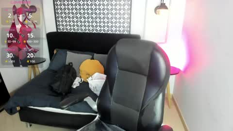 amelie online show from May 19, 12:34 pm